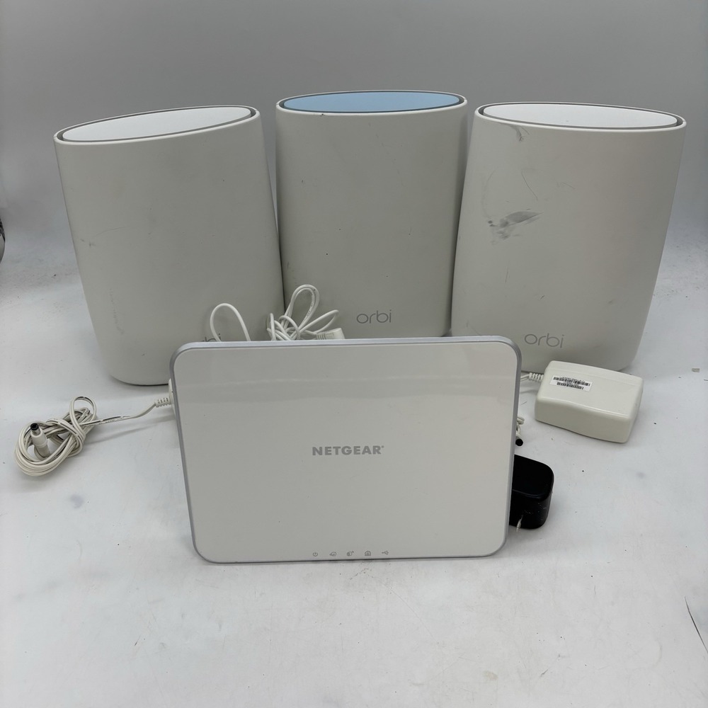 Set of 3 NETGEAR Orbi Routers RBR50v2, Satellite RBS50v2, Router RBR50 Wifi